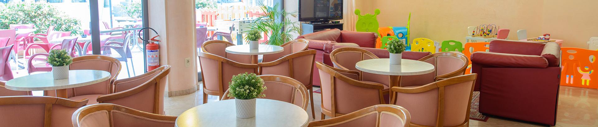 hotelchristianrimini de bevor-die-abreise-zum-meer 012