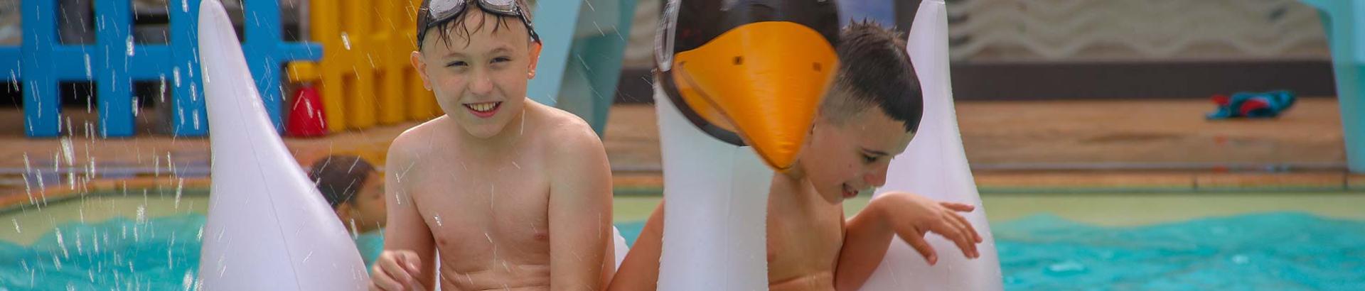 hotelchristianrimini fr piscine-pour-enfants 012